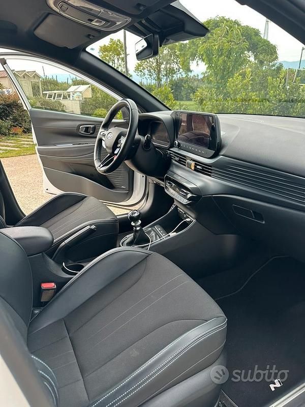 Usata Hyundai i20 204 CV (150 kW) 2024 Bianco Utilitaria