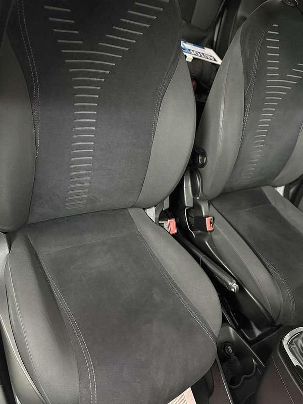 Usata Lancia Ypsilon Gold 95 CV (69 kW) 2012 Bianco Utilitaria