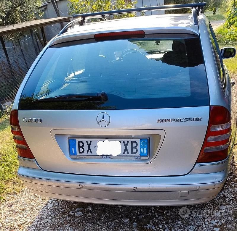Usata Mercedes C200 163 CV (119 kW) 2001 Grigio Station wagon
