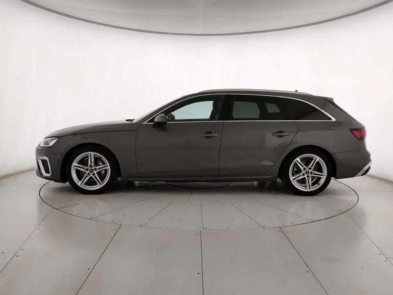 Usata Audi A4 S-Line 204 CV (150 kW) 2024 Grigio chronos metallizzato Station wagon