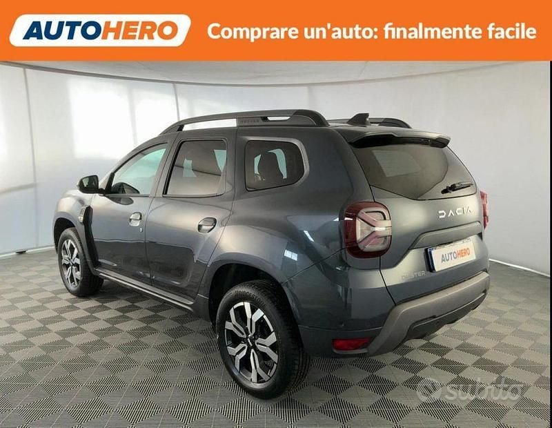 Usata Dacia Duster Journey 116 CV (85 kW) 2023 Grigio SUV