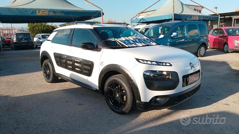 Bianco Usata 2016 Citroën C4 Cactus Due volumi | 6499 € (Ottimo prezzo) - Immagine 1/4