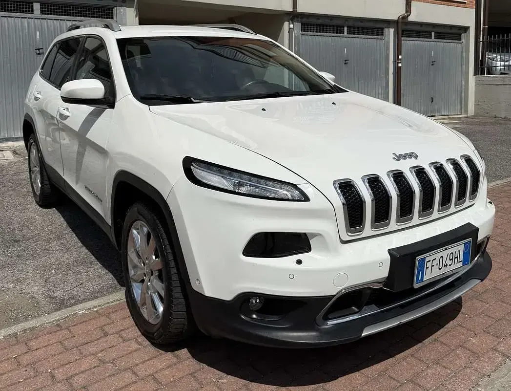 Usata Jeep Cherokee Limited 200 CV (147 kW) 2016 Bianco SUV