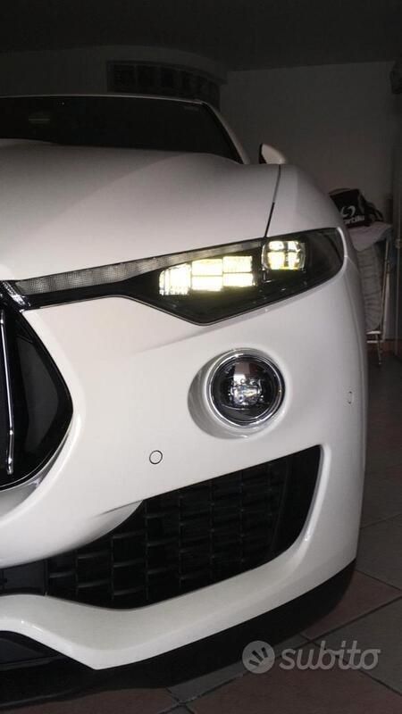 Usata Maserati Levante 350 CV (257 kW) 2019 Bianco SUV