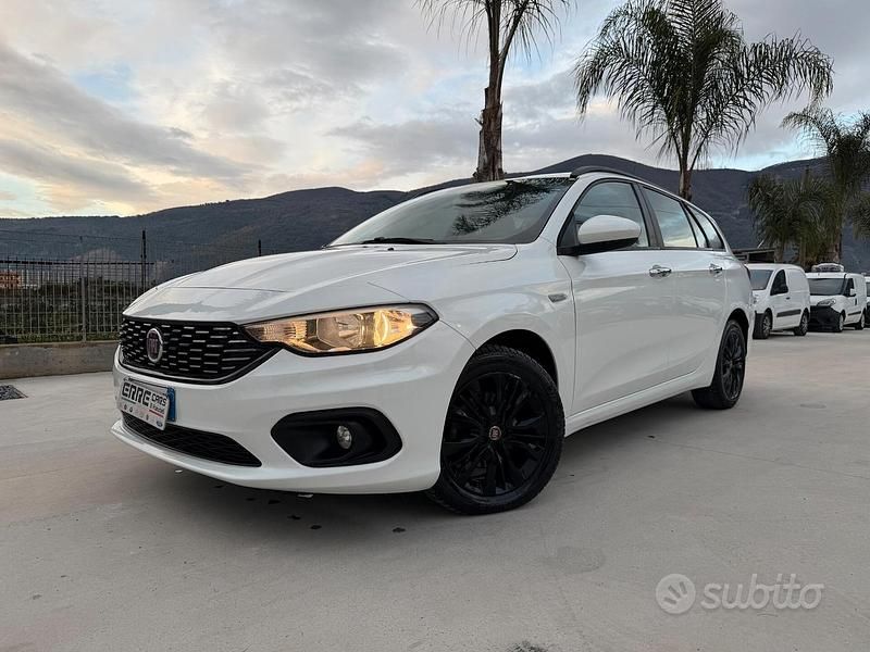 Usata Fiat Tipo 120 CV (88 kW) 2017 Bianco Station wagon