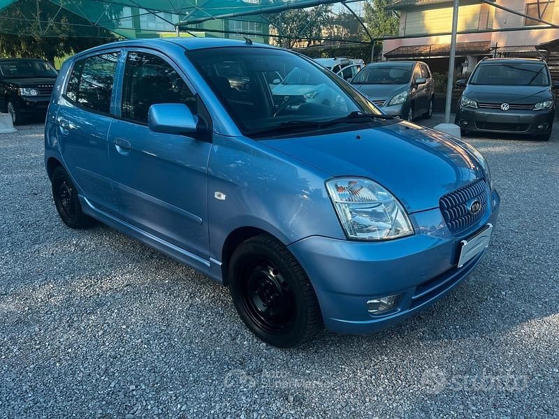 Usata Kia Picanto EX 65 CV (47 kW) 2005 Blu Utilitaria