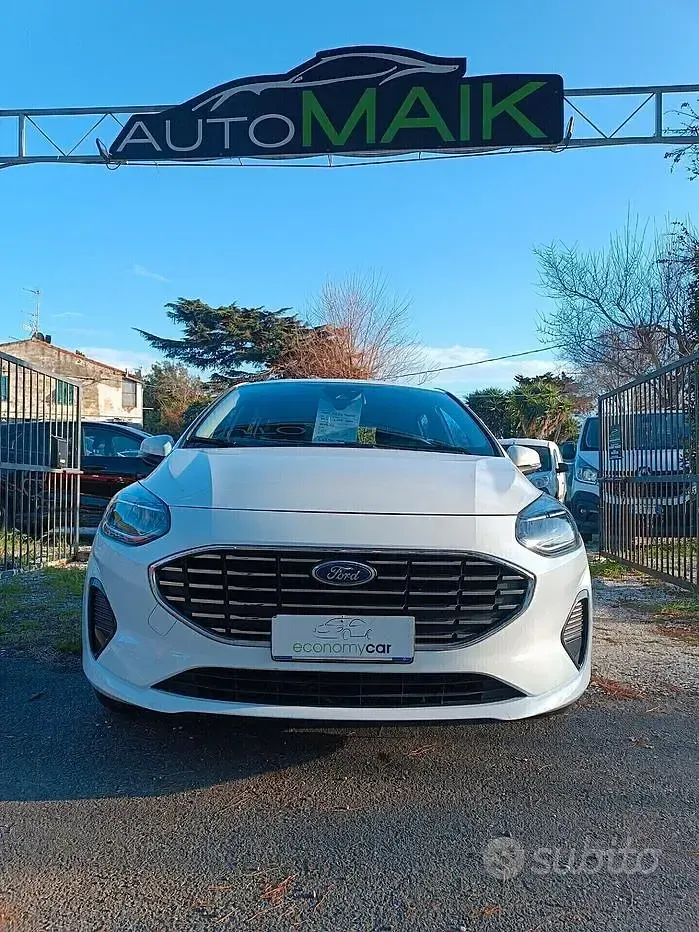 Usata Ford Fiesta 75 CV (55 kW) 2022 Bianco Utilitaria