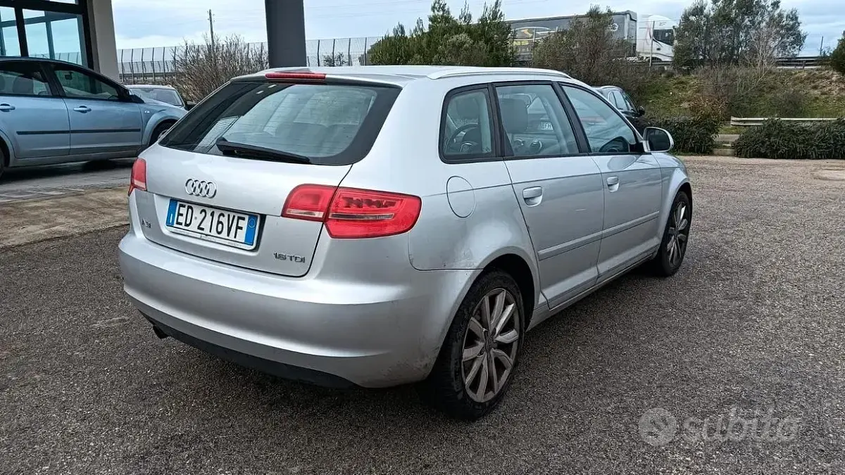 Usata Audi A3 Ambition 90 CV (66 kW) 2010 Grigio Utilitaria
