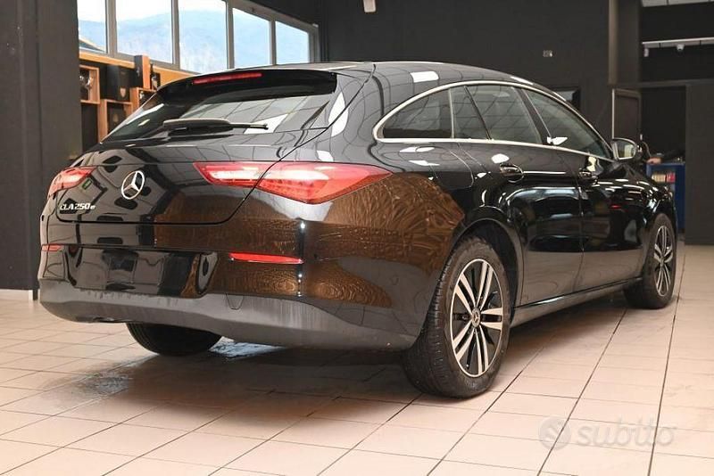 Usata Mercedes CLA250 102 CV (75 kW) 2021 Nero Berlina