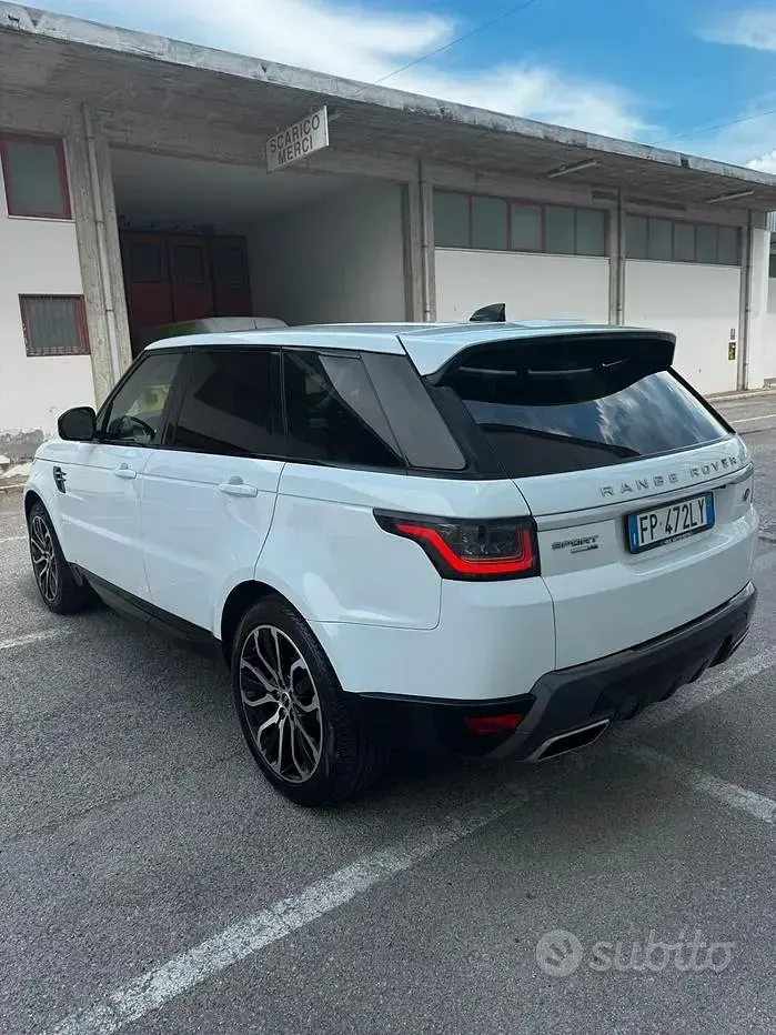 Usata Land Rover Range Rover Sport HSE Dynamic 249 CV (183 kW) 2018 Bianco SUV