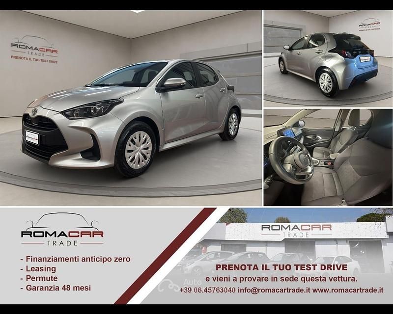 Argento Usata 2025 Toyota Yaris Hybrid Active Tre volumi | 17.890 € (Super prezzo) - Immagine 1/4