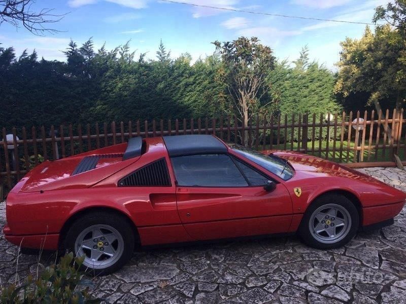 Usata Ferrari 208 270 CV (198 kW) 1986 Rosso Coupé