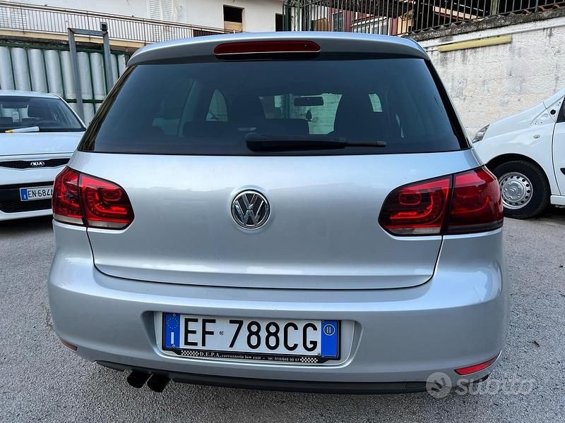 Usata VW Golf VI Highline 122 CV (89 kW) 2011 Grigio Utilitaria