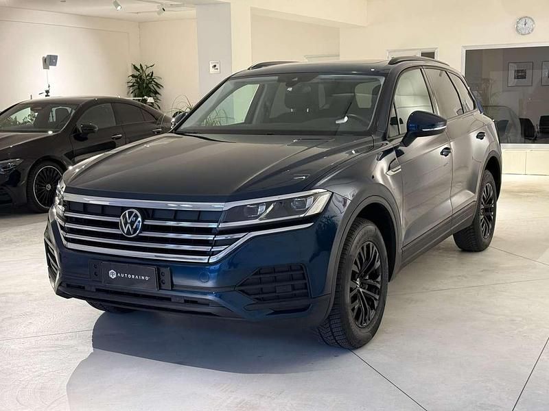Usata VW Touareg Elegance 231 CV (169 kW) 2020 Blu SUV