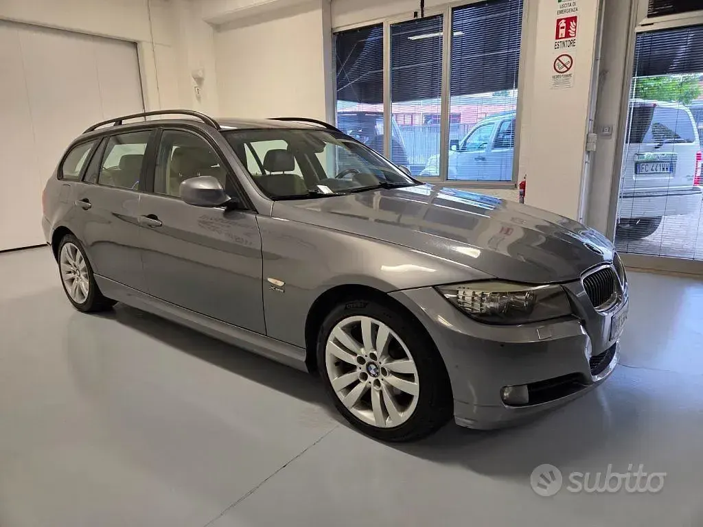 Usata BMW 320 177 CV (130 kW) 2009 Antracite Berlina