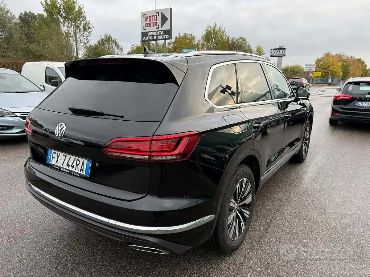 Usata VW Touareg Advance 231 CV (169 kW) 2019 Nero SUV