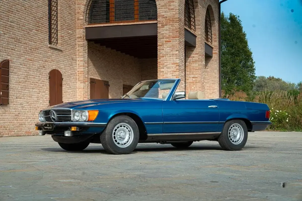 Usata Mercedes SL450 224 CV (164 kW) 1977 Blu Cabrio