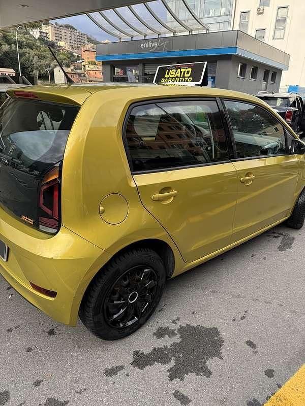 Usata VW up! Move 60 CV (44 kW) 2016 Utilitaria