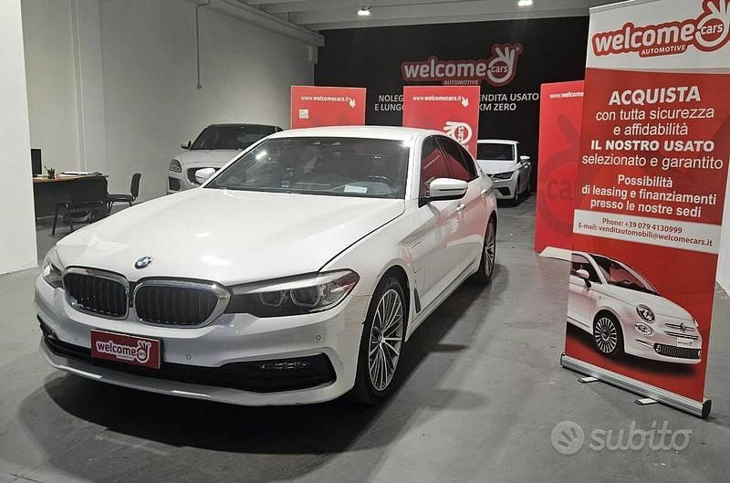 Usata BMW 530e Luxury Line 184 CV (135 kW) 2017 Berlina