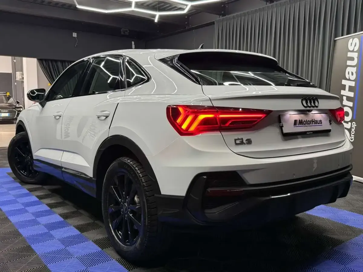 Usata Audi Q3 Business Plus 150 CV (110 kW) 2023 Bianco SUV