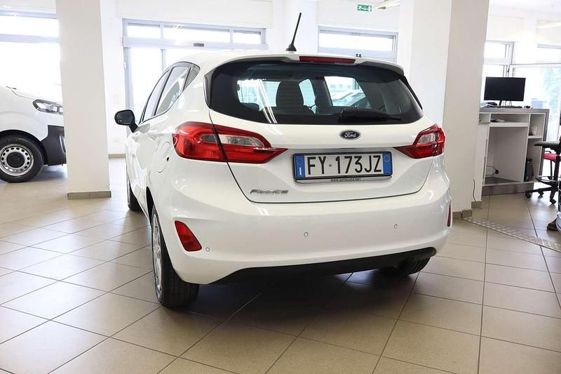 Usata Ford Fiesta 86 CV (63 kW) 2019 Argento Utilitaria
