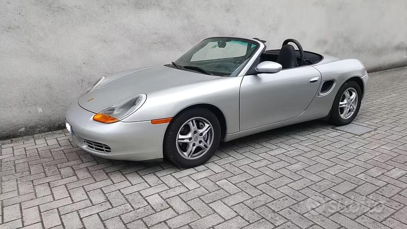 Usata Porsche Boxster 204 CV (150 kW) 1997 Grigio Cabrio