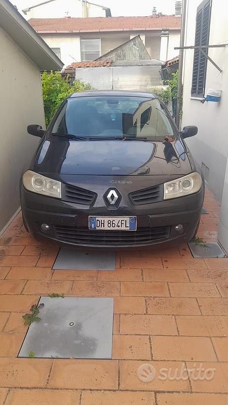 Usata Renault Mégane II LIMITED 102 CV (75 kW) 2007 Nero Berlina