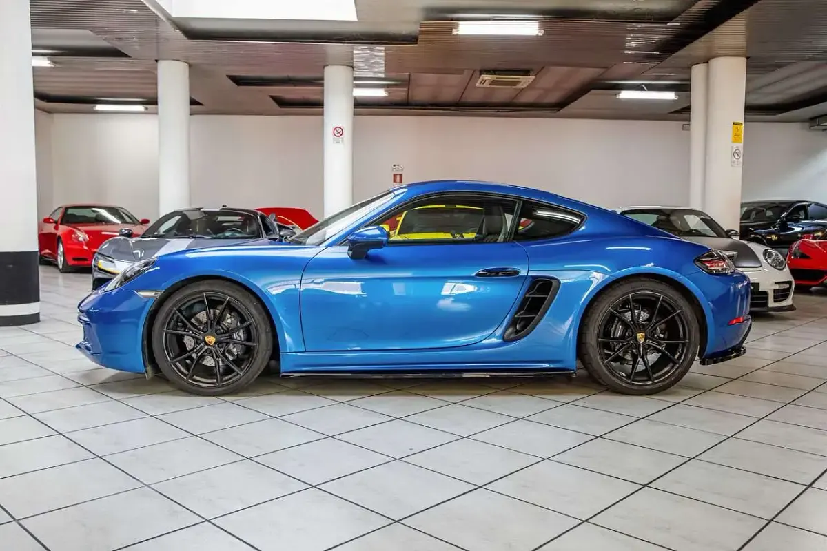 Usata Porsche 718 Sport 299 CV (219 kW) 2018 Blu zaffiro Coupé