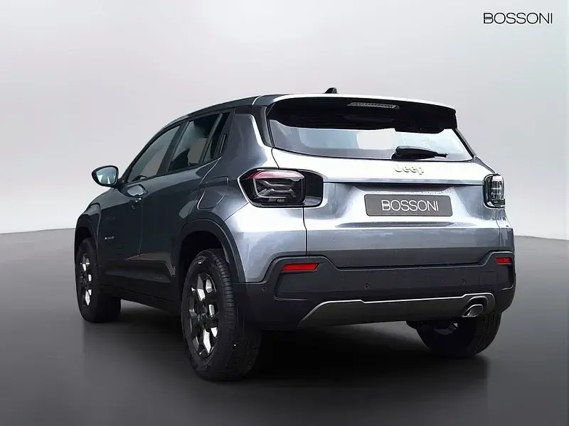 Nuova Jeep Avenger Longitude 101 CV (74 kW) 2026 Grigio SUV