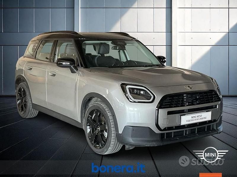 Usata Mini Countryman Classic 163 CV (119 kW) 2025 Argento SUV