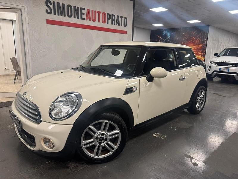 Usata Mini ONE 98 CV (72 kW) 2011 Beige Utilitaria