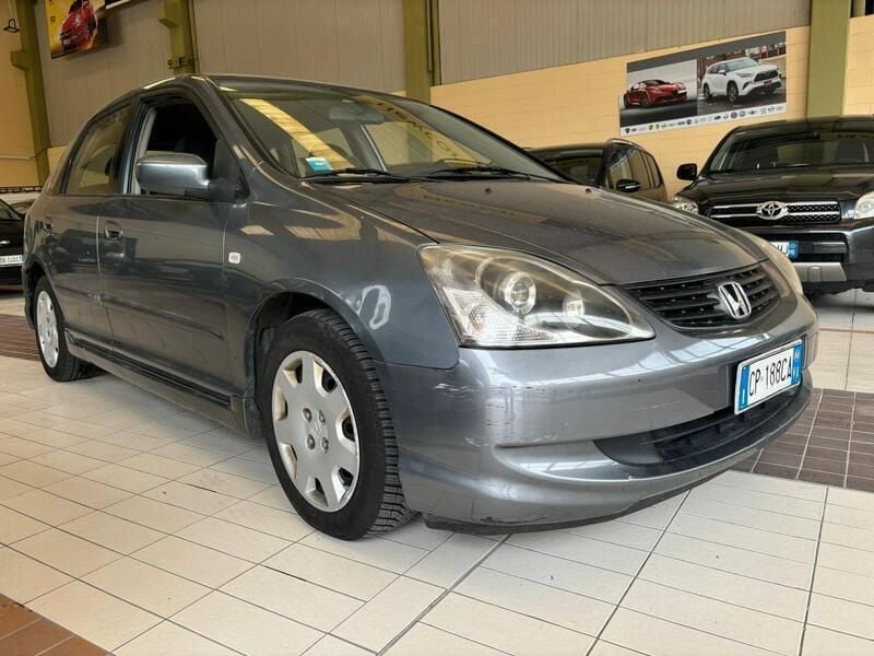 Usata Honda Civic ES 100 CV (73 kW) 2004 Grigio Berlina
