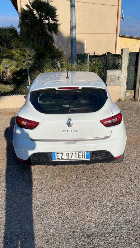 Usato 2015 Renault Clio IV Benzin (8.000 €)