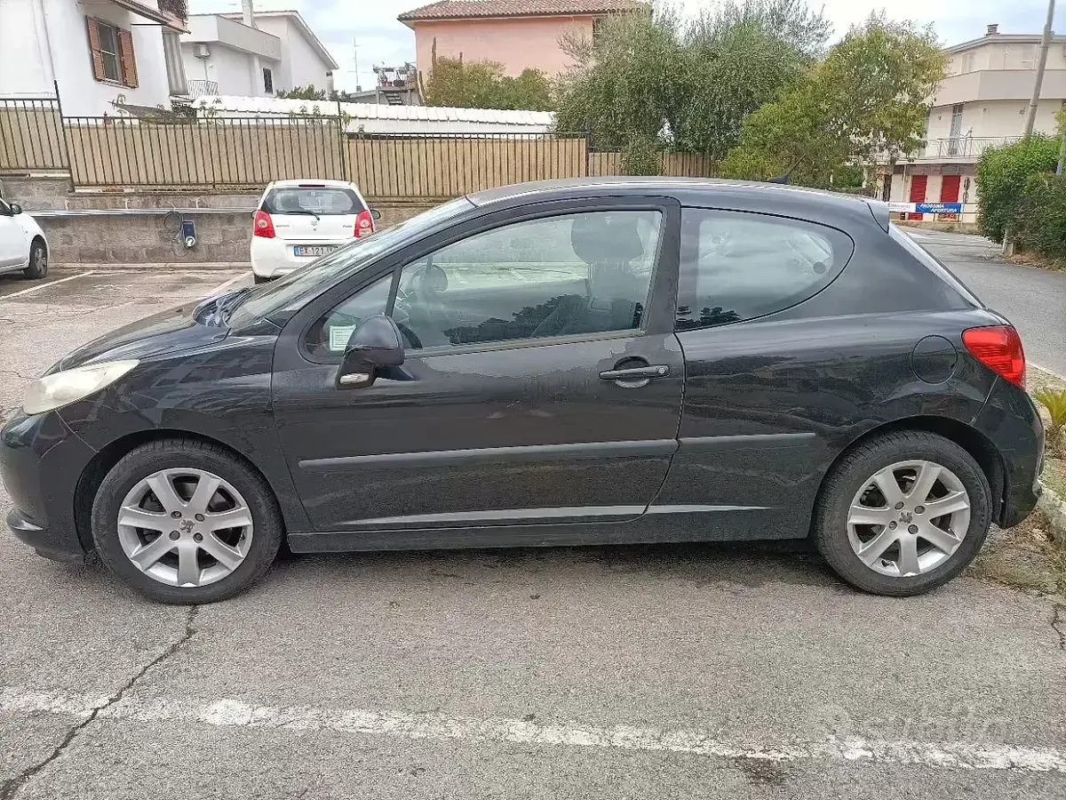 Usata Peugeot 207 109 CV (80 kW) 2007 Berlina