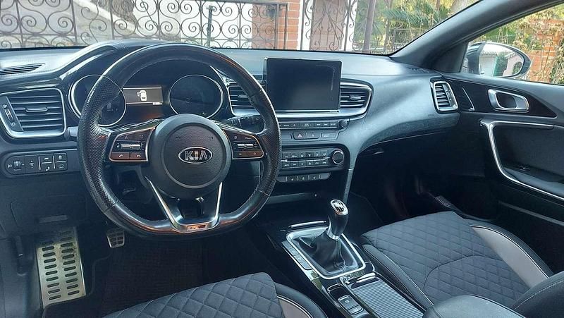 Usata Kia ProCeed GT-Line 136 CV (100 kW) 2019 Bianco Station wagon