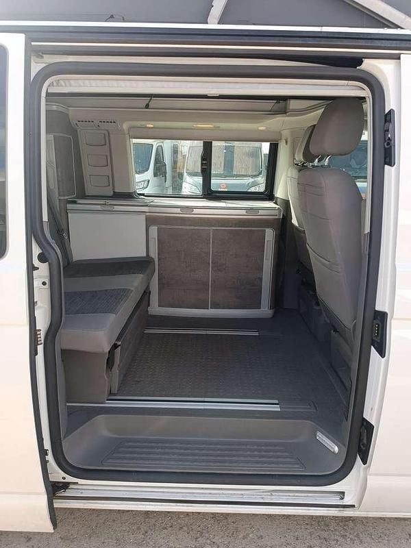 Usata VW California California 150 CV (110 kW) 2022 Bianco Furgone