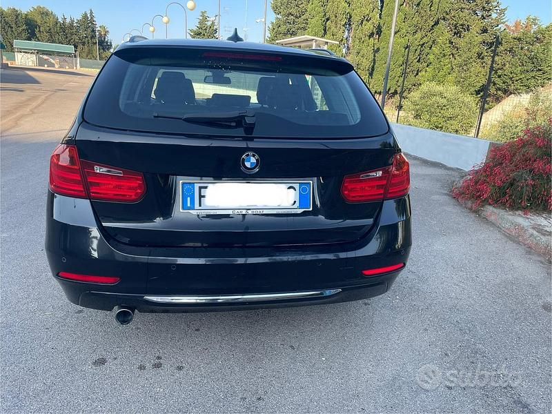 Usata BMW 320 Luxury Line 2015 Nero Station wagon