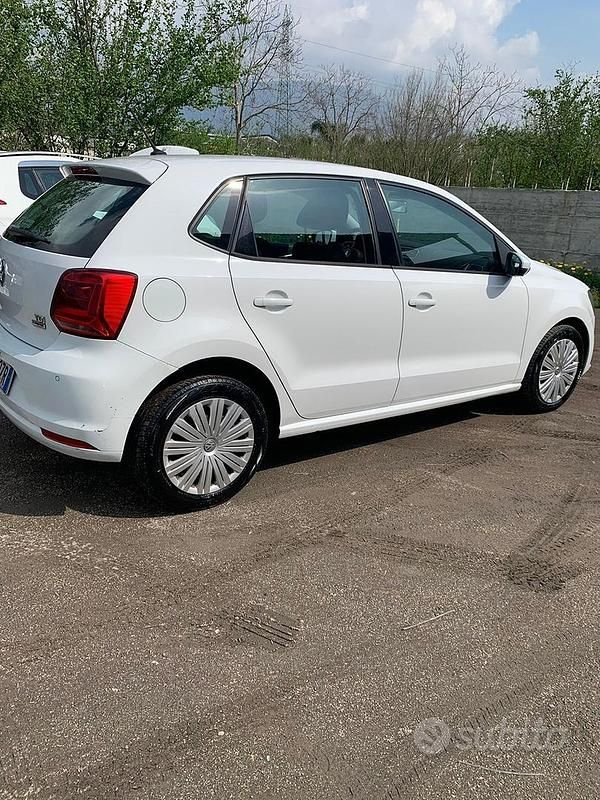 Usata VW Polo Comfortline 90 CV (66 kW) 2014 Bianco Berlina