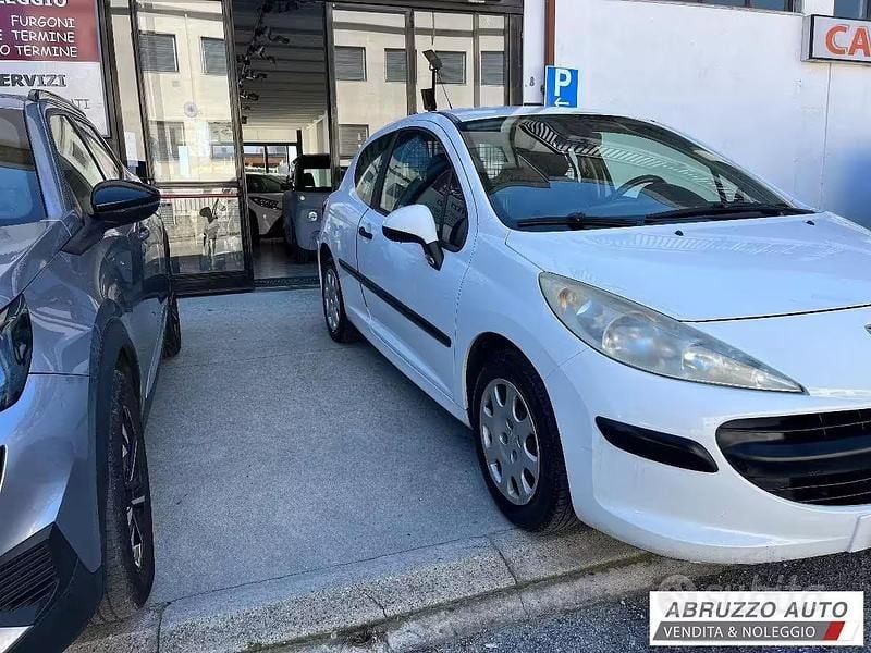 Usata Peugeot 207 70 CV (51 kW) 2008 Bianco Furgone