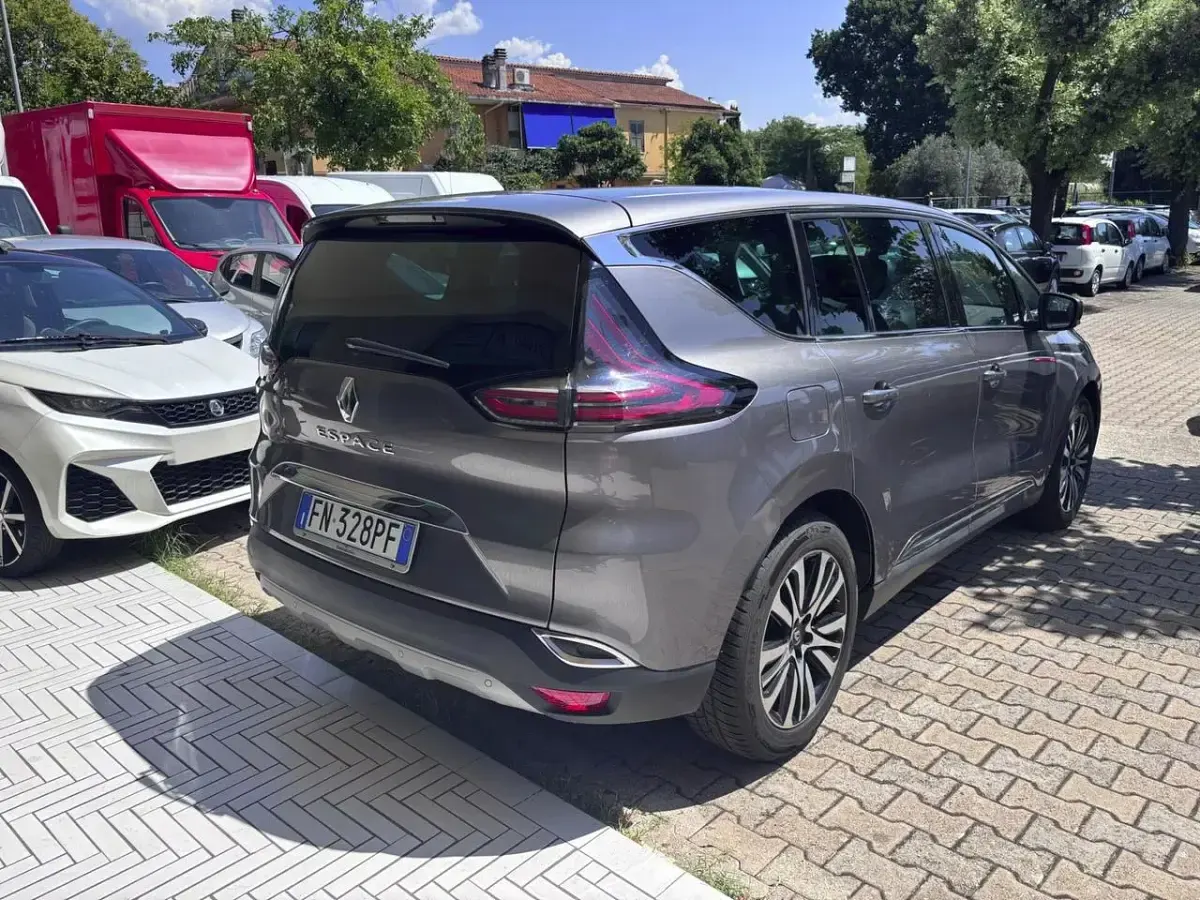 Usata Renault Espace Initiale Paris 160 CV (117 kW) 2018 Grigio Monovolume