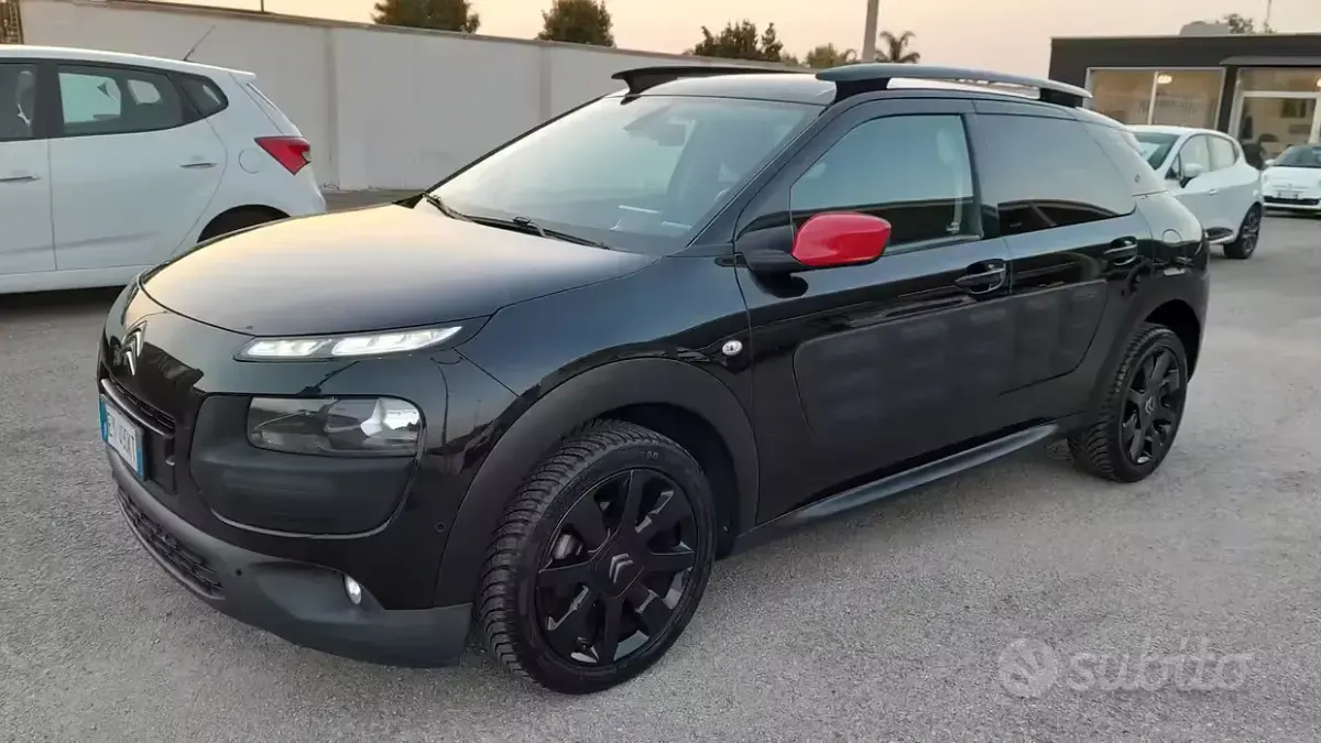 Usata Citroën C4 PureTech 82 CV (60 kW) 2015 Nero Berlina