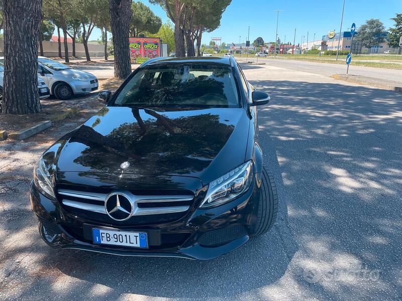 Usata 2015 Mercedes C220 Station wagon | 12.000 € (Buon prezzo) - Immagine 1/4