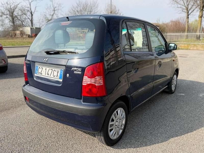 Usata Hyundai Atos Style 58 CV (42 kW) 2005 Blu/azzurro Utilitaria