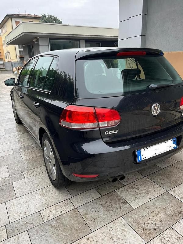 Usata VW Golf VI 122 CV (89 kW) 2010 Utilitaria