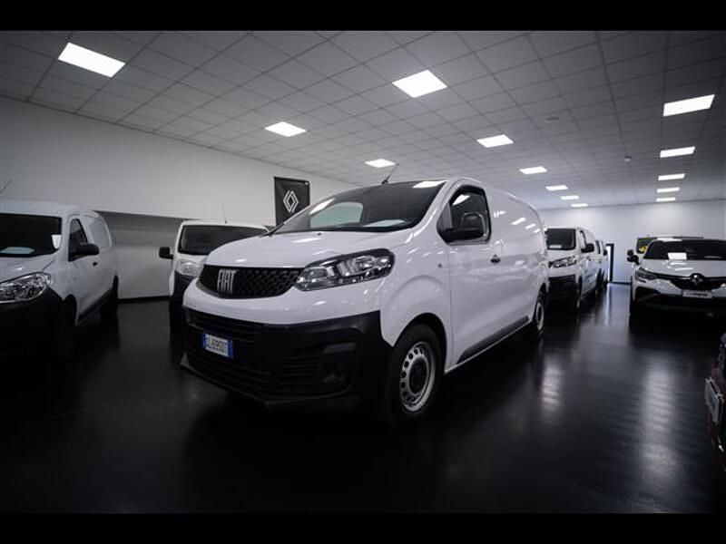 Grigio Usata 2022 Fiat Scudo Business Furgone | 18.900 € (Cara) - Immagine 1/4