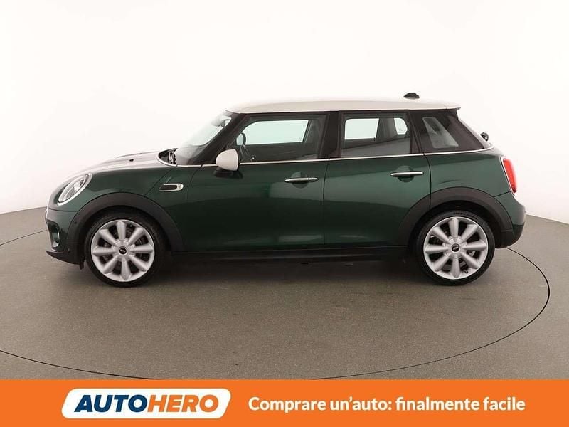 Usata Mini Cooper D 116 CV (85 kW) 2019 Verde Utilitaria