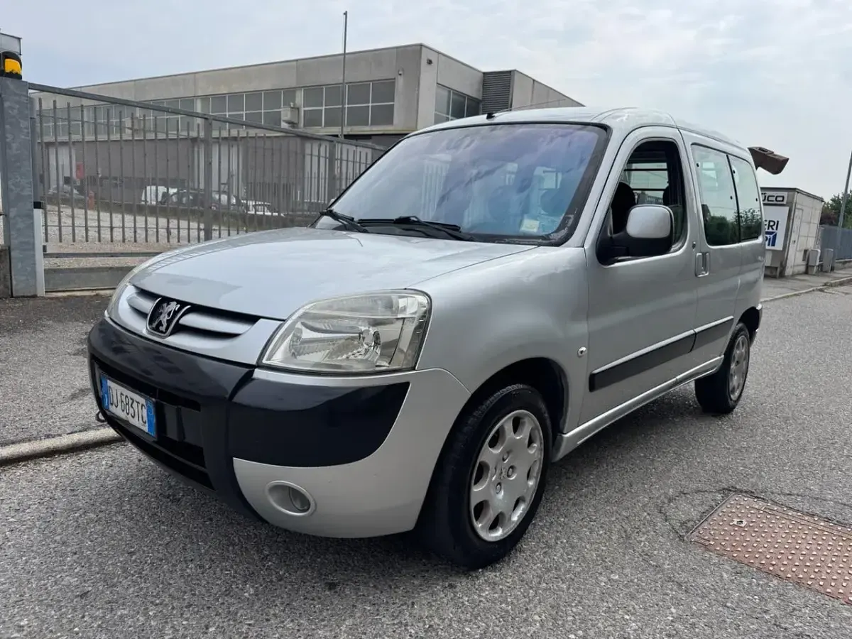 Usata Peugeot Partner 90 CV (66 kW) 2007 Monovolume