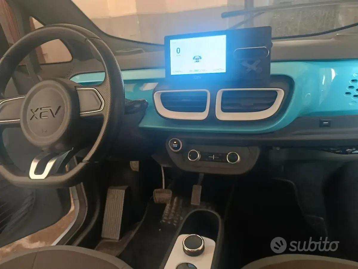 Usata XEV Yoyo 7 kW (10 CV) 2023 Bianco Utilitaria