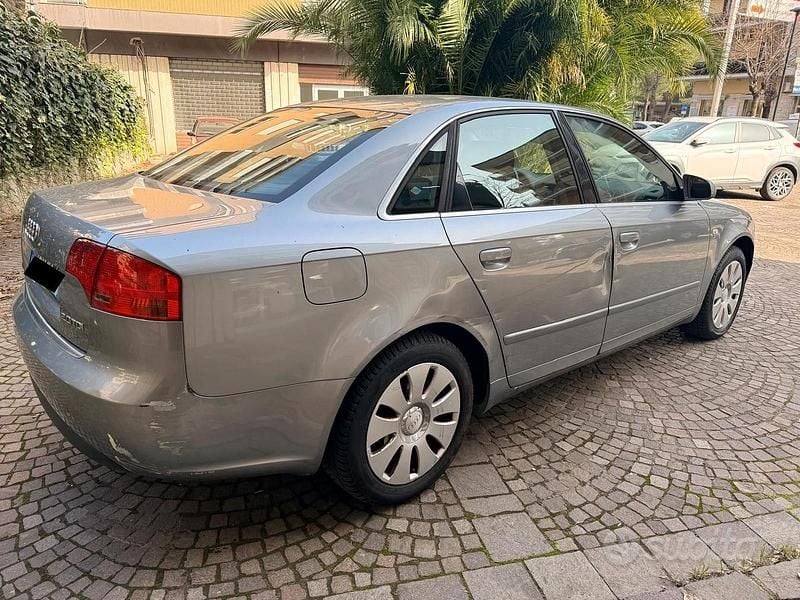 Usata Audi A4 143 CV (105 kW) 2006 Grigio Berlina