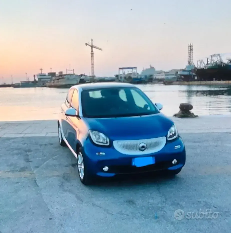 Usata Smart ForFour 71 CV (52 kW) 2020 Utilitaria